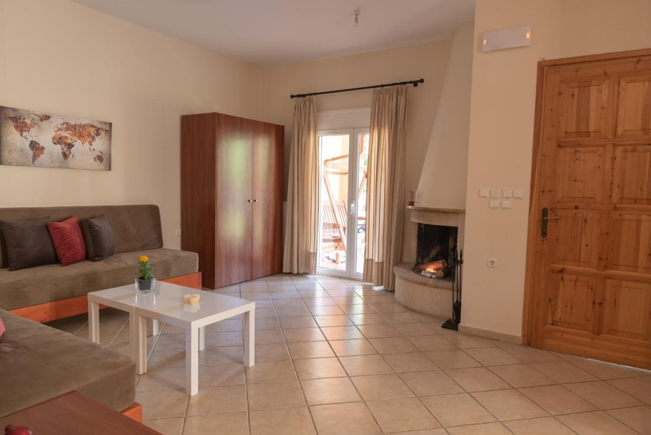 Corinthian Village Vrachati Luaran gambar