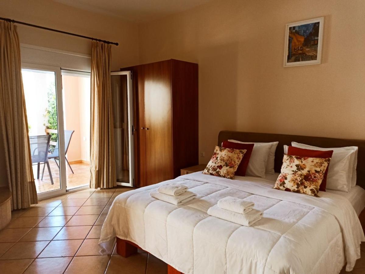 Corinthian Village Vrachati Luaran gambar