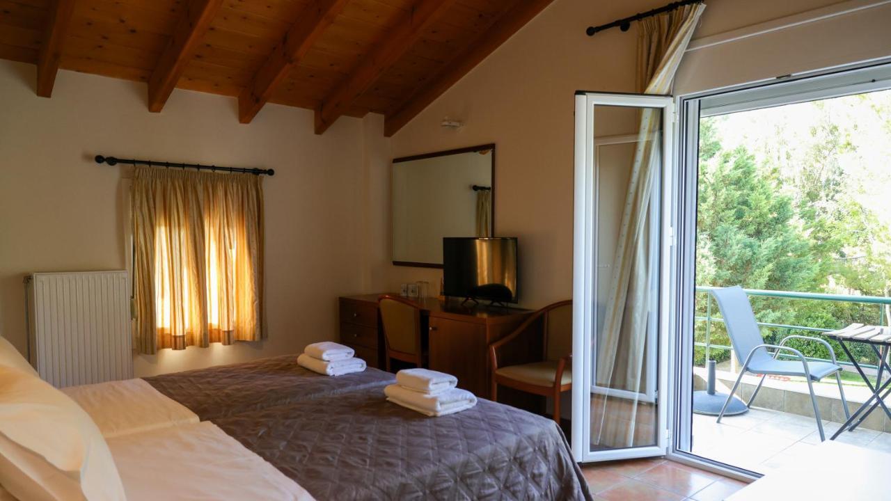 Corinthian Village Vrachati Luaran gambar